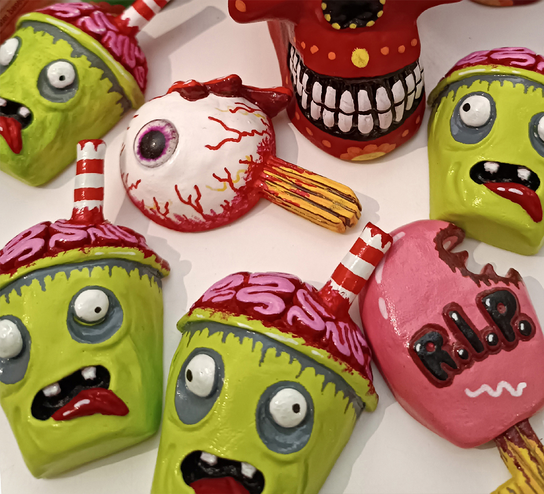 imanes de resina decorados a mano